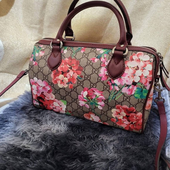 Gucci purses good condition - Picture 6 of 6